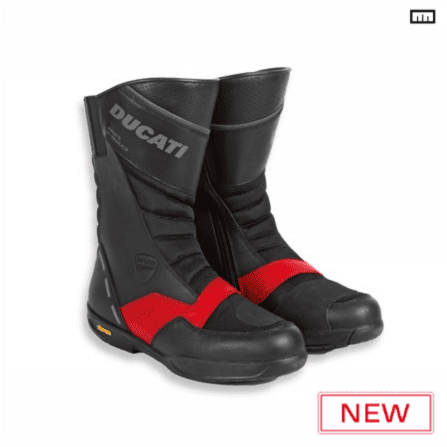 BOTAS TOURING DUCATI STRADA C4