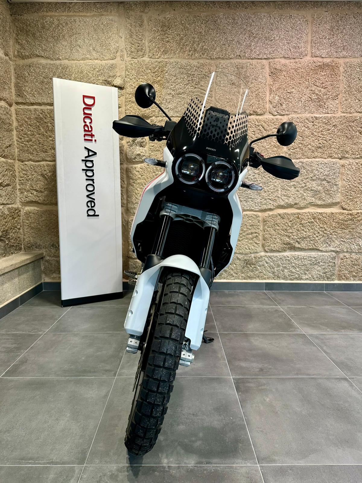 DUCATI DESERTX 2025 - Imagen 4