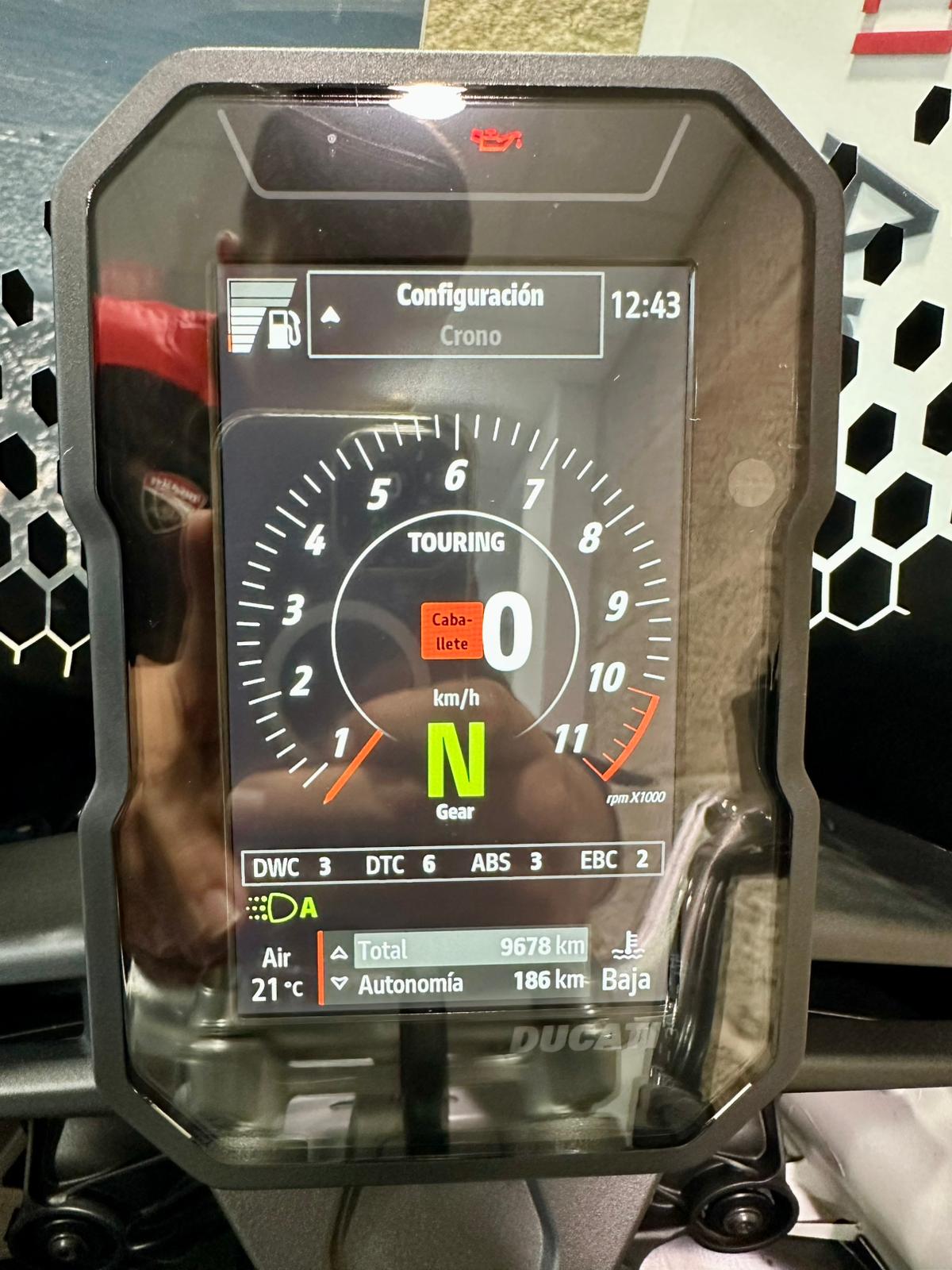 DUCATI DESERTX 2025 - Imagen 5