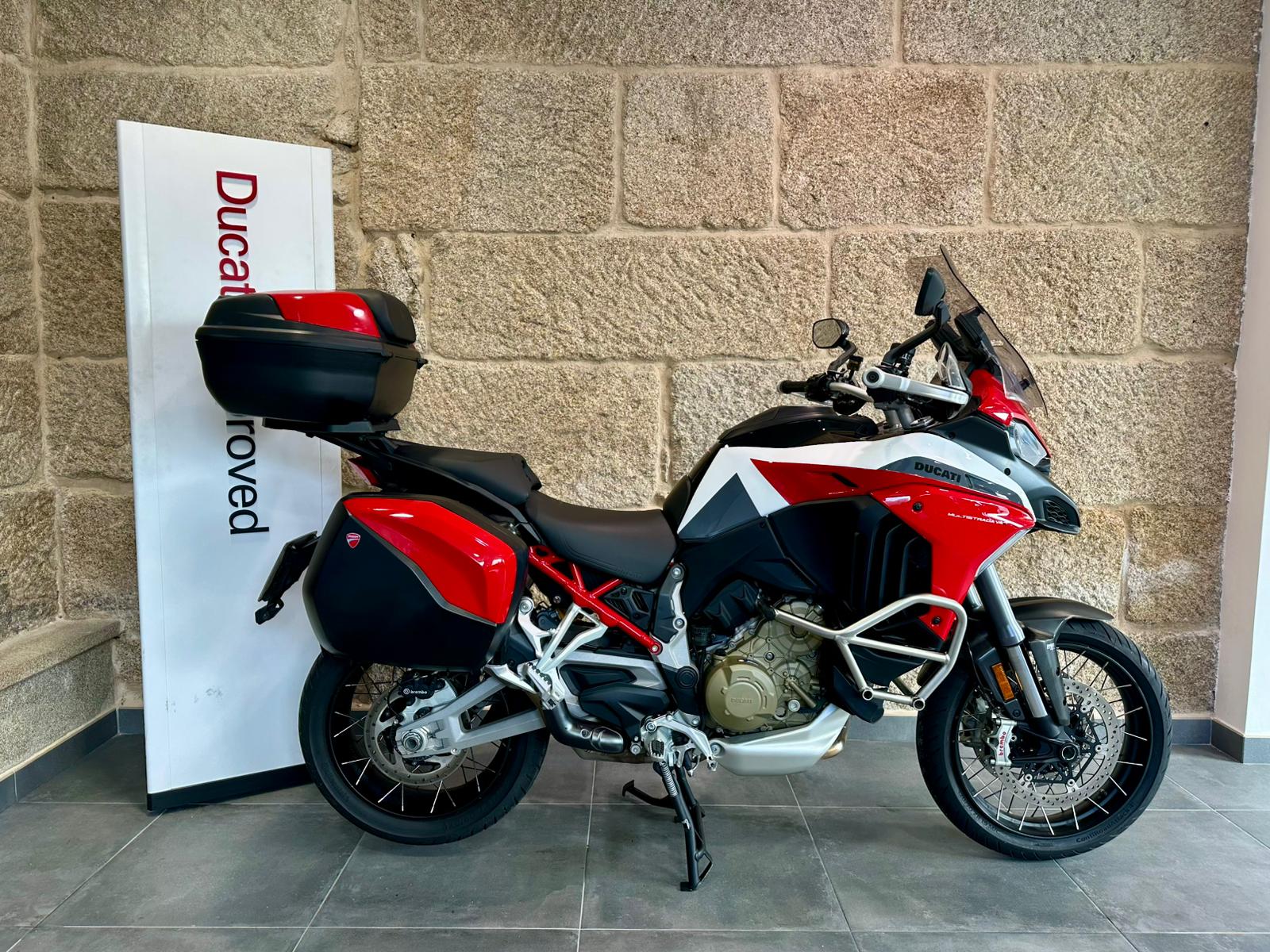 DUCATI MULTISTRADA V4S SPORT FULL LLANTAS DE RADIO