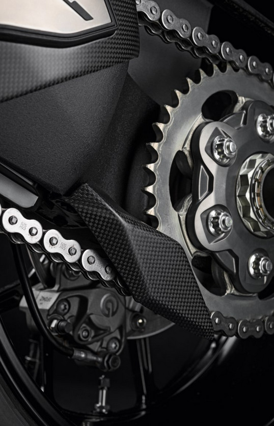 ALETA PROTECCIÓN DE CADENA CARBONO DUCATI