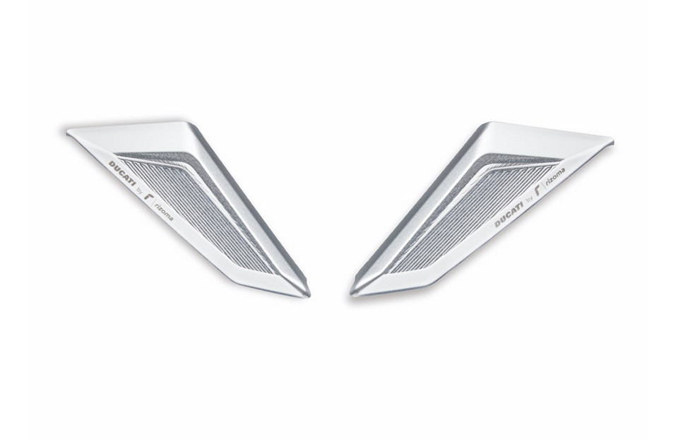 COVER ORIFICIOS ESPEJOS DUCATI PANIGALE - Imagen 2