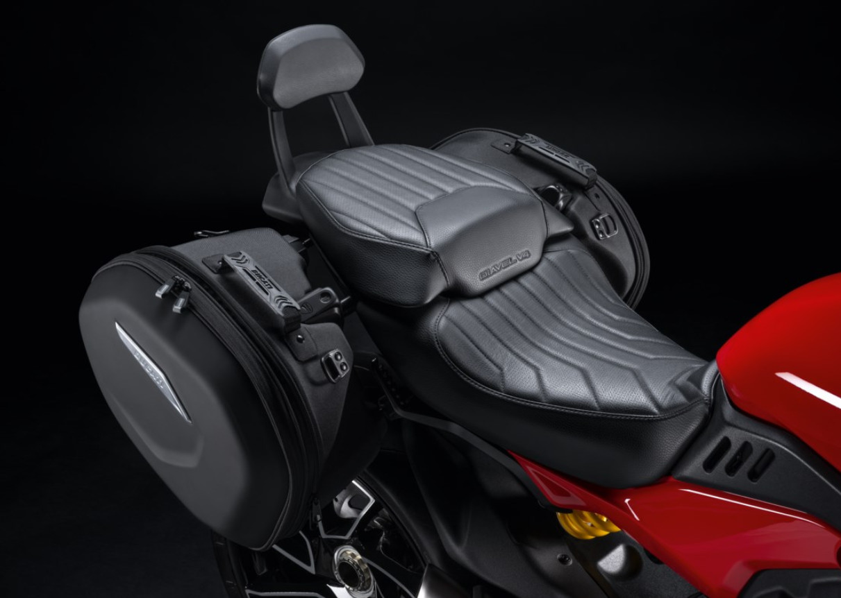 PAREJA DE MALETAS SEMIRRÍGIDAS DUCATI DIAVEL V4 - Imagen 2