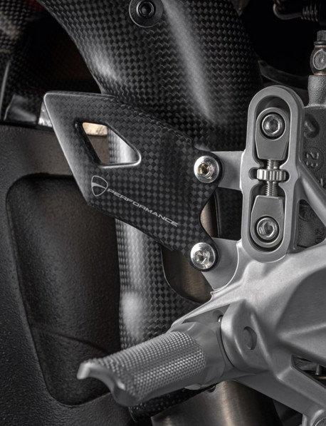 TALONERAS DE CARBONO DUCATI PANIGALE - Imagen 3
