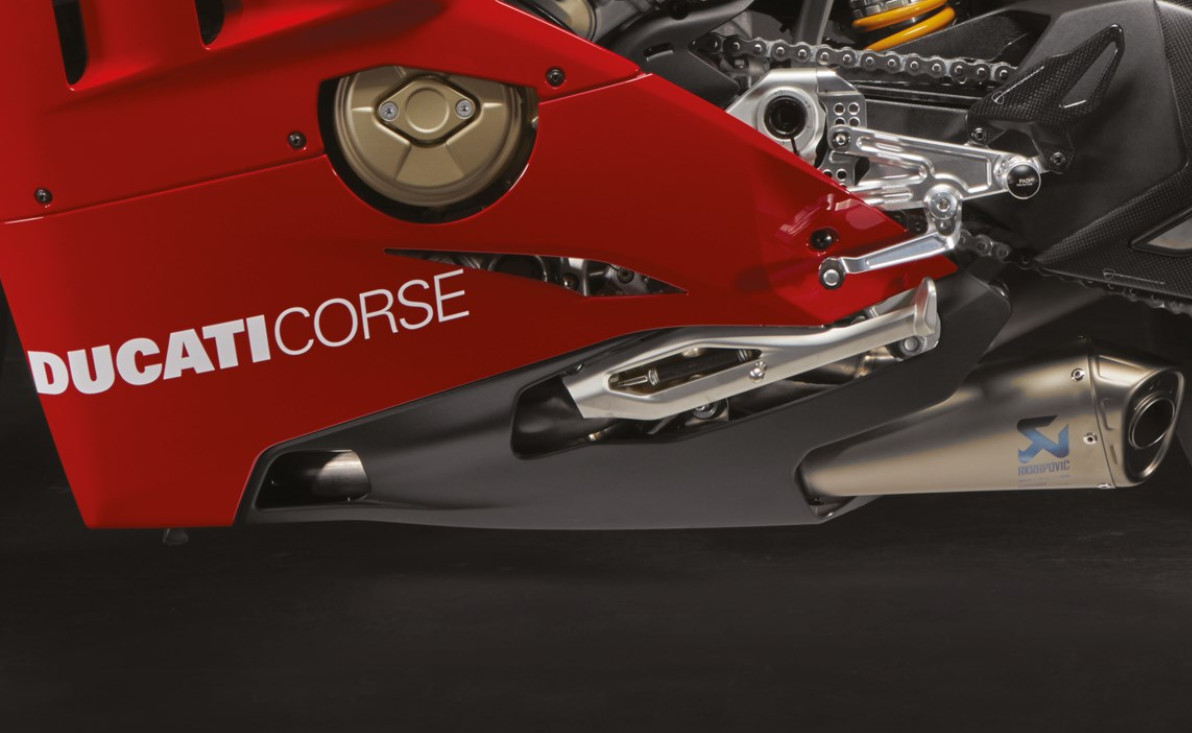 SEMI CARENADOS INFERIORES DUCATI PANIGALE V4 25º ANIVERSARIO