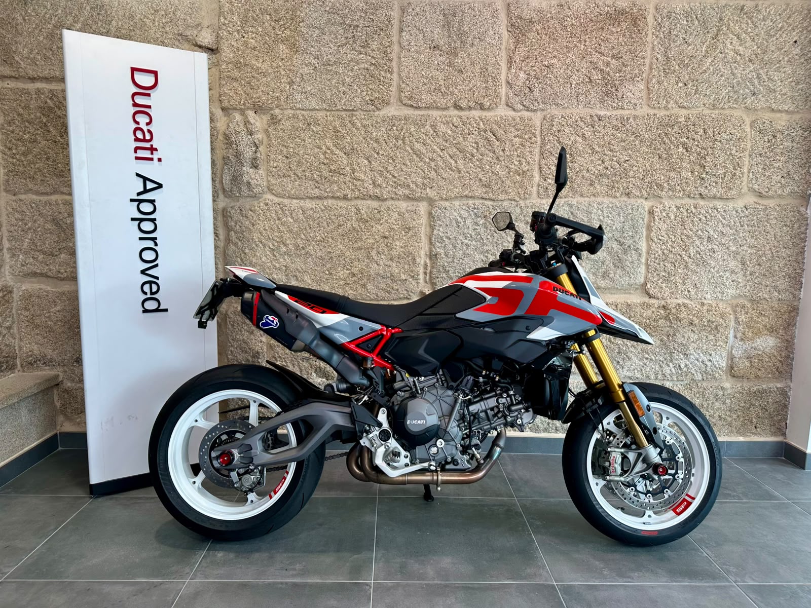 DUCATI HYPERMOTARD V2 SP 2026