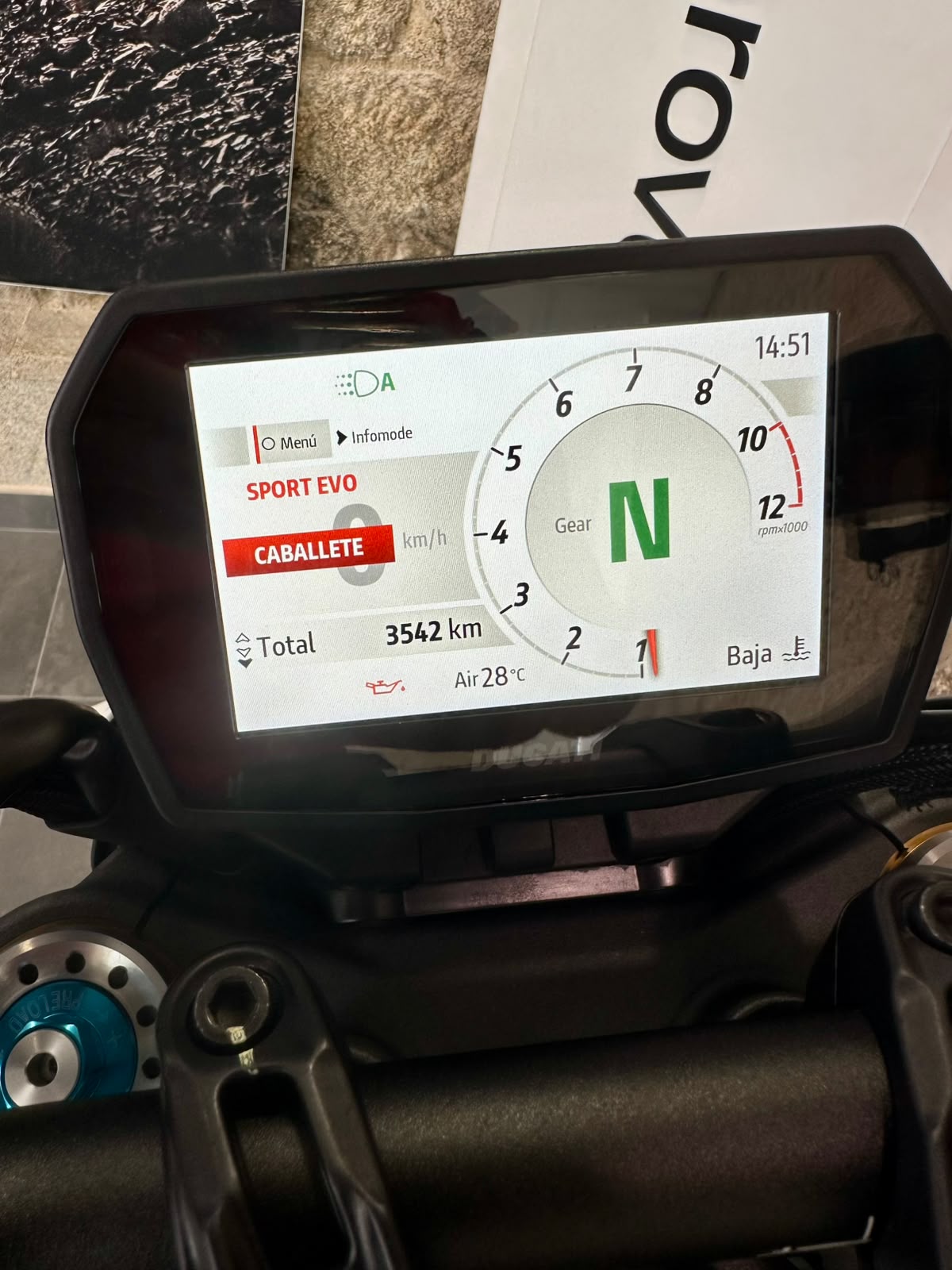 DUCATI HYPERMOTARD V2 SP 2026 - Imagen 5