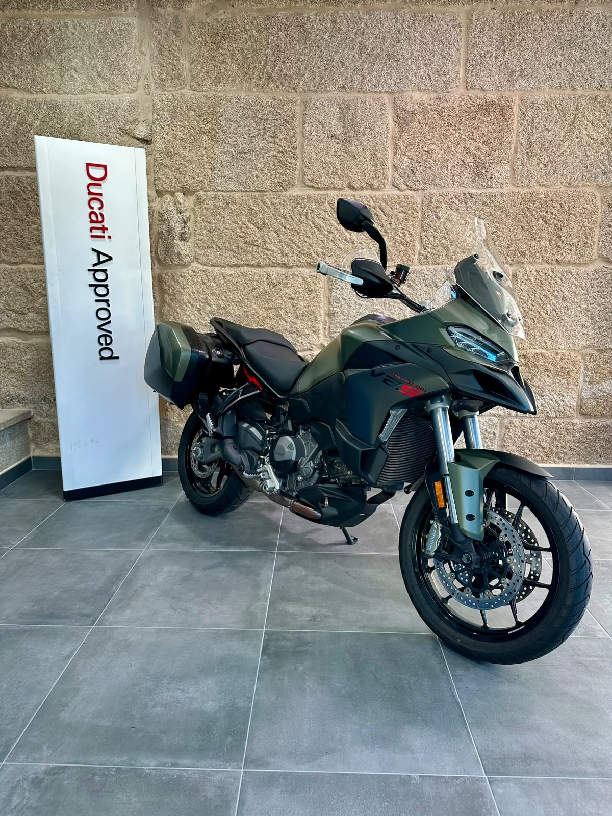 DUCATI MULTISTRADA V2S 2025 - Imagen 4